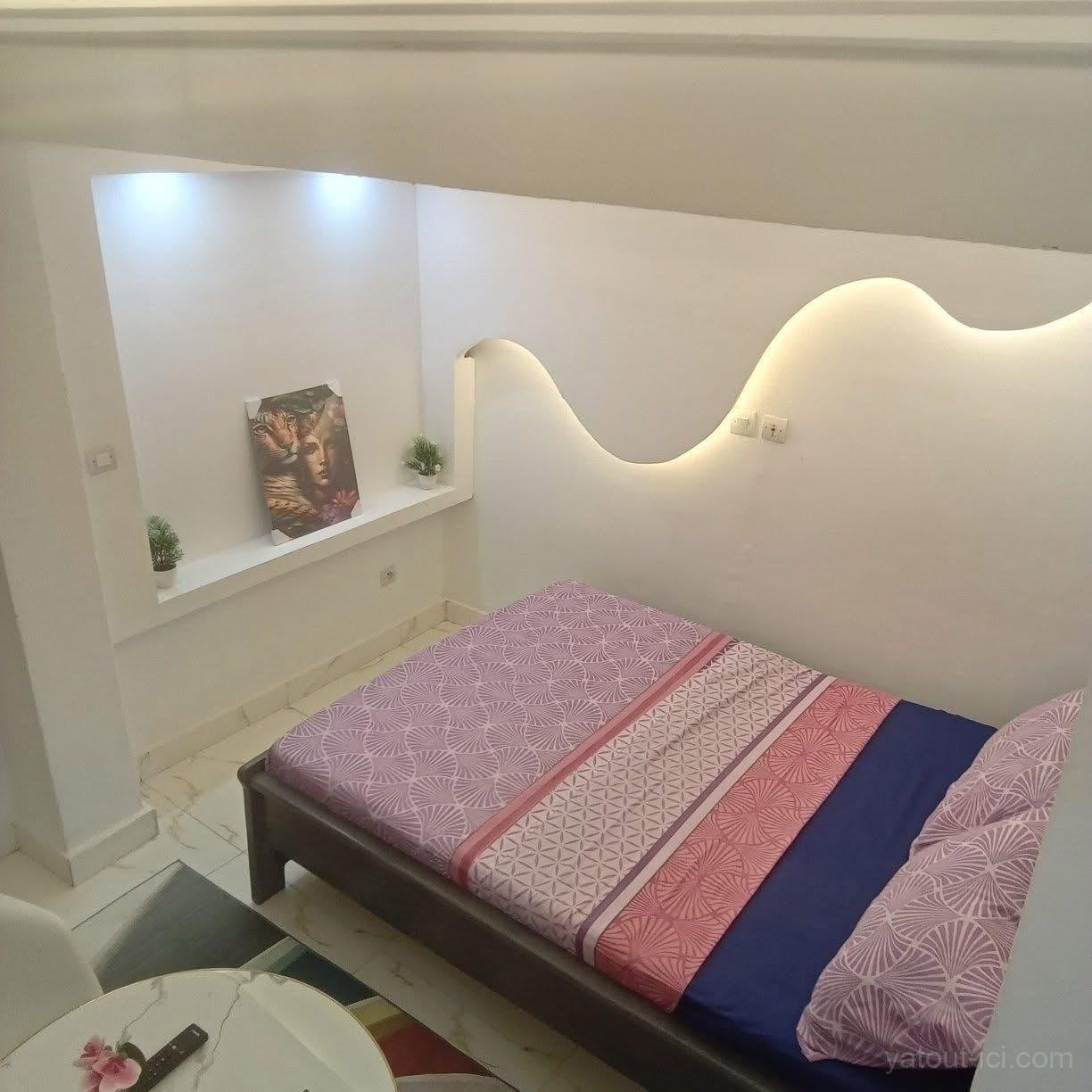 CHIC STUDIO MEUBLÉ